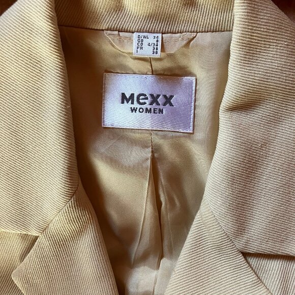 Classic Mexx Suit - Picture 7 of 11